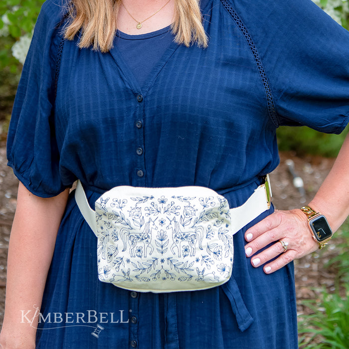 Belt Bag Kit - by Kimberbell Designs - KDKB1288 - Belt Buckle and strap to make your own Belt Bag!