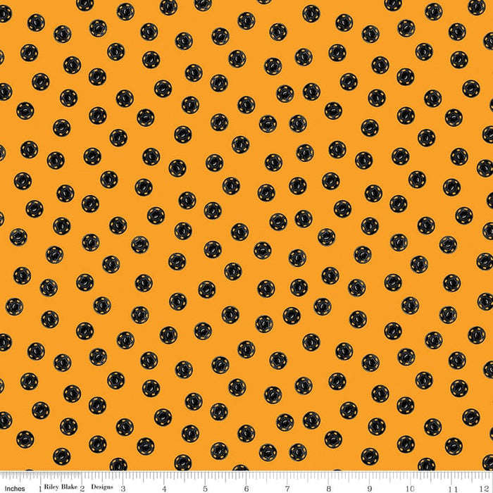 Old Made - Snap Dots - White - per yard - by Janet Wecker Frisch for Riley Blake Designs - Halloween, Old Maid - C10596 WHITE
