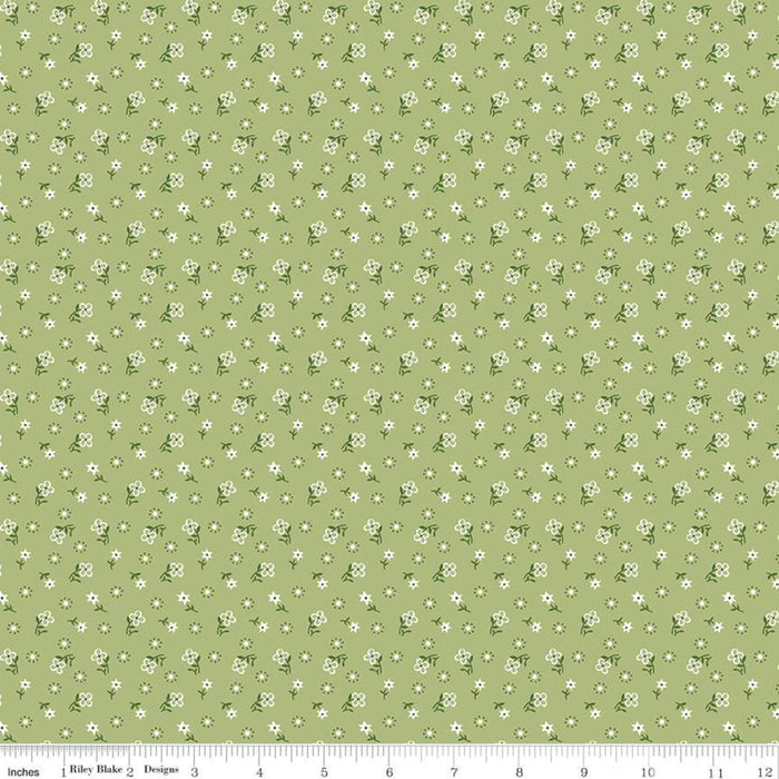 Calico - Meadow Lettuce - Per Yard - by Lori Holt of Bee in My Bonnet - Riley Blake Designs - C12843-LETTUCE